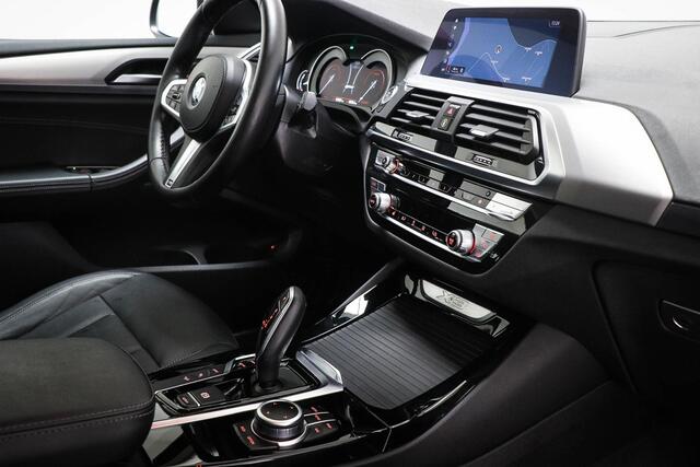 BMW X3 xDrive30e | SOH 93% | ACHTERBANK / STOEL- VERWARMING | HEAD UP | DAB | APPLE | WIFI HOTSPOT | CAMERA