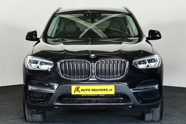 BMW X3 xDrive30e Luxury Line / Navi / DAB / Carplay / LED