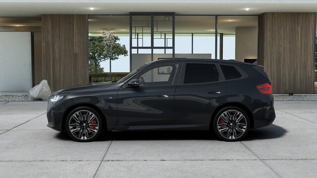 BMW X3 30e xDrive M Sport Automaat / Panoramadak / Trekhaak / Sportstoelen / Adaptieve LED / Comfort Access / Parking Assistant Plus / Stuurverwarming