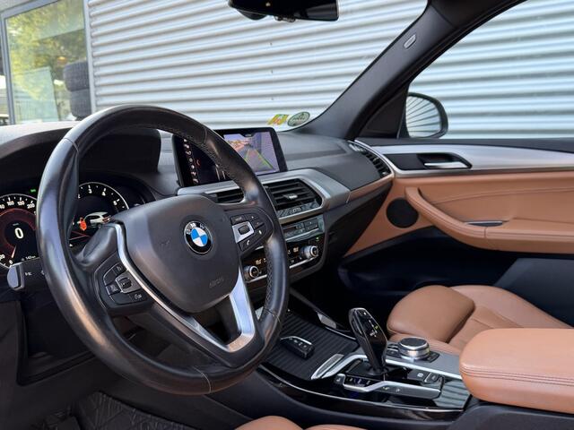 BMW X3 xDrive20i High Executive | Schuifdak | Trekhaak | Sportstoelen | Set. gebr. winterbanden |