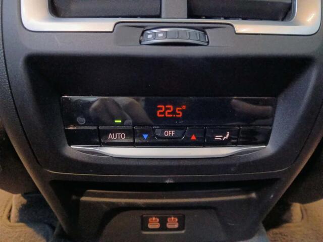 BMW X3 iX3 Executive 80 kWh | 19" | Panorama | Trekhaak | Driving Assistant Professional