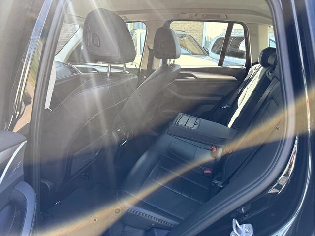 BMW X3 sDrive18d 150pk High Executive Leer, Navi, Trekhaak