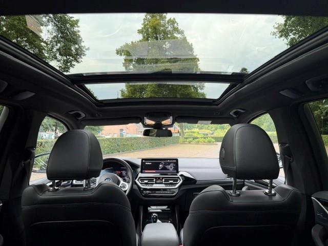 BMW X3 IX3 High Executive SOH 96% M-Pakket/Trekhaak/Pano/Laser/Headup/Harman Kardon/Fabrieksgarantie