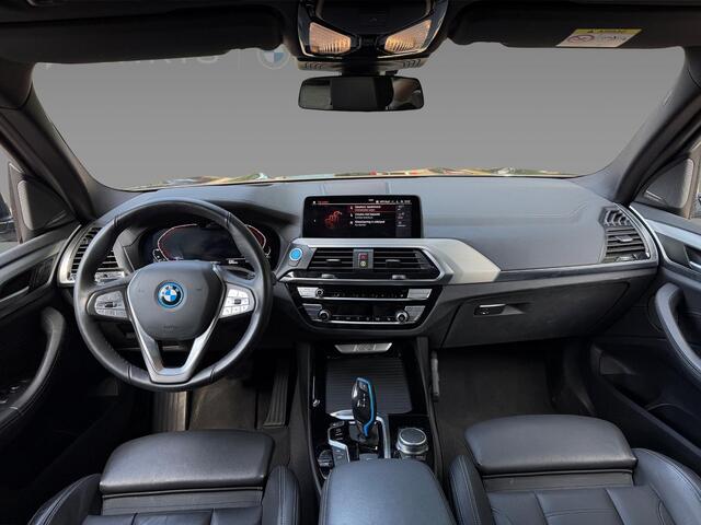BMW X3 iX3 | High Executive | Driving Assistant Professional | Trekhaak met elektrisch wegklapbare kogel | Extra getint glas achter | Harman Kardon Surround Sound Systeem