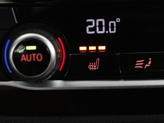 BMW X3 xDrive30e M Sport | SOH 87,9% | Panoramadak | Trekhaak | Stoelverwarming voor & achter | Head-up | 360 Camera | Navigatie | DAB+ | Bluethooth | Carplay | Sfeerverlichting | Climate control | Cruise control
