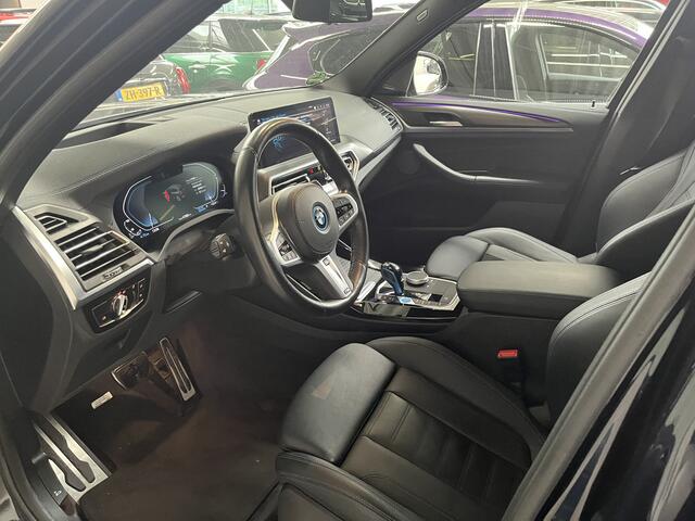 BMW X3 iX3 M-Sport 80 kWh | Panorama | SOH 96,4% | 20"| Harman Kardon | Trekhaak | Leder | Driving Assistant Professional