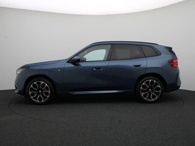 BMW X3 30e xDrive M Sportpakket Pro | Professional Pack | Comfort Pack | Premium Pack | Trekhaak | Panoramadak | Driving Assistant Plus | Harman Kardon | 20''