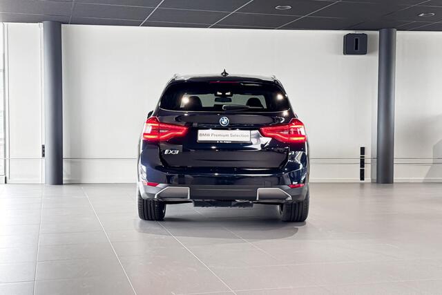 BMW X3 iX3 High Executive 80 kWh | Glazen Panoramadak | Stoelverwarming | Head-Up Display | Trekhaak |