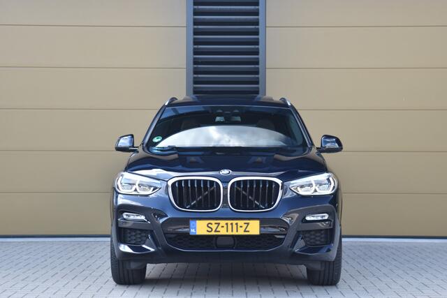 BMW X3 xDrive30i High Executive * M-Sport * Head-up * Panoramadak * Adaptive LED * 1e Eigenaar *
