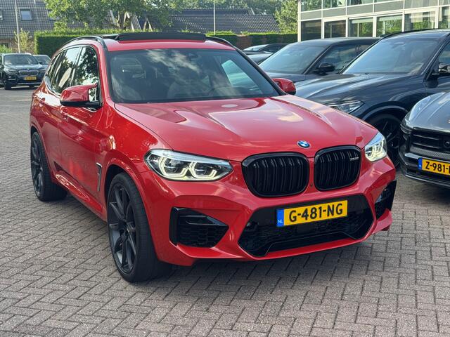 BMW X3 M / Trekhaak / Panoramadak / 360Camera / Head-up / Leder / Harman Kardon / 20'' / Stoelverwarming / Dodehoek / DAB / ACC