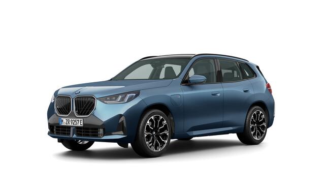 BMW X3 30e xDrive M-Sport | Panorama | Trekhaak | Driving Assistant Plus | Harman Kardon