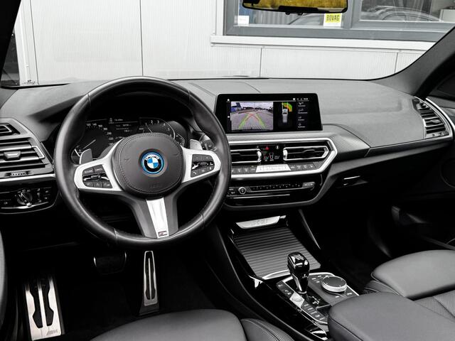BMW X3 xDrive30e High Executive 292 PK | M Sport | Panoramadak | Laserlicht | Head-Up Display | Trekhaak