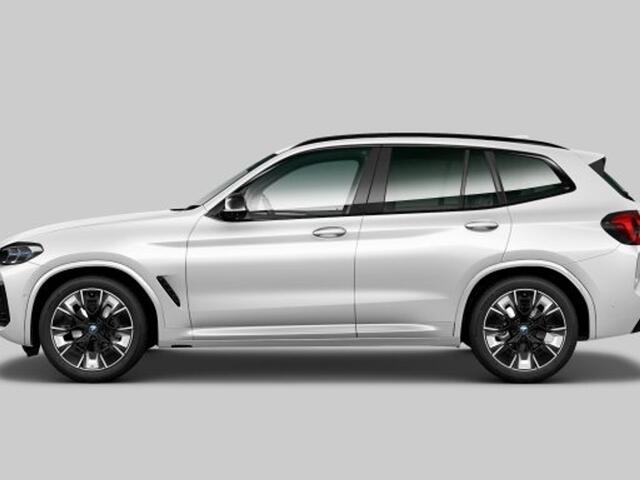 BMW X3 iX3 80 kWh Panoramadak | Harman Kardon | CoPilot | Head Up