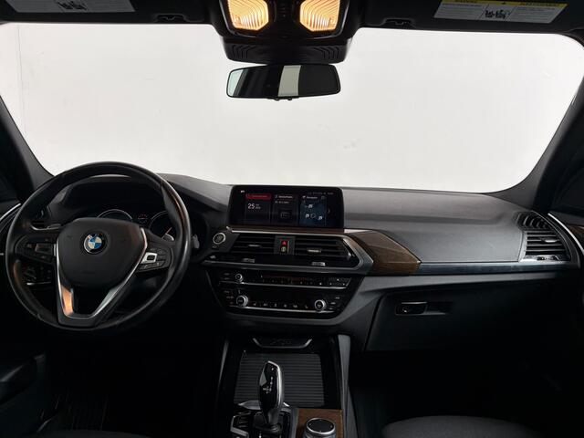 BMW X3 xDrive30i High Executive. Pano. memory!