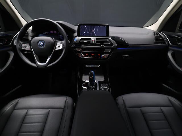 BMW X3 iX3 High Executive 80 kWh [SCHUIFKANTELDAK, APPLE CARPLAY, MEMORY SEATS, STOELVERWARMING, ADAPTIVE CRUISE, ANDROID AUTO, CAMERA, PDC V+A, ELEKTRISCHE ACHTERKLEP, LED, NAVIGATIE, NIEUWSTAAT]