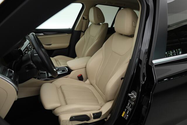 BMW X3 xDrive30e | Elek. Trekhaak | Leder | CarPlay + NAV | Camera + PDC | Stoelverw. | Cruise | Dodehoek. |