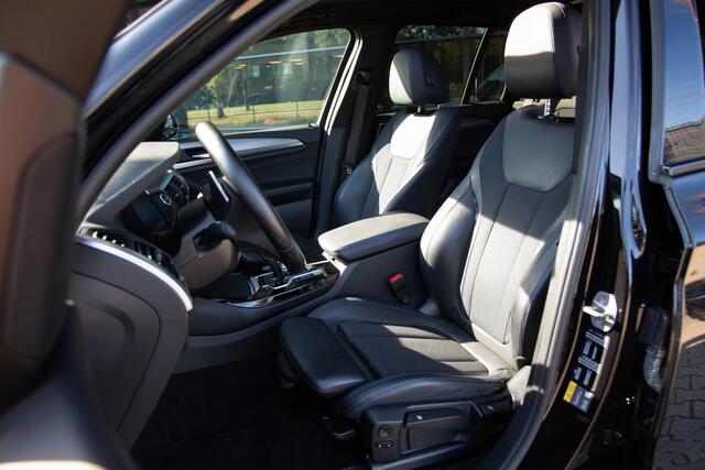 BMW X3 xDrive30e M-sport PHEV SoH 90%, Panoramadak, Trekhaak, Carplay,