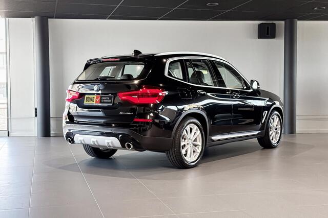 BMW X3 xDrive30i High Executive | X-Line | Glazen Panoramadak | Stoelverwarming | Comfort Access | Trekhaak |