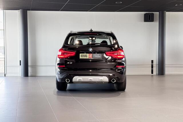 BMW X3 xDrive30i High Executive | X-Line | Glazen Panoramadak | Stoelverwarming | Comfort Access | Trekhaak |