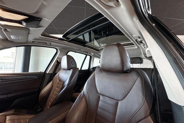 BMW X3 xDrive30i High Executive | X-Line | Glazen Panoramadak | Stoelverwarming | Comfort Access | Trekhaak |