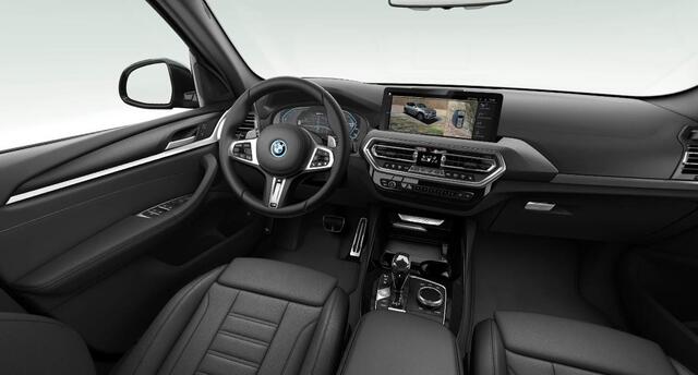 BMW X3 xDrive30e M Sport - Stoelverwarming voor/achter - Comfort Access - Parking Assistant Plus - HiFi System - Getinte Ruiten - Ambiance verlichting - Stuurwielrand verwarmd -