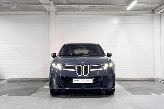 BMW X3 iX3 50 xDrive | M-Sport Pro | Panoramadak | Innovation Pack | Head-up Display |