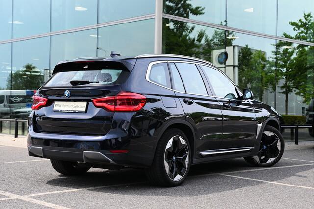 BMW X3 iX3 High Executive / Trekhaak / Sportstoelen / Adaptieve LED / Comfort Access / Head-Up / Parking Assistant Plus / Gesture Control