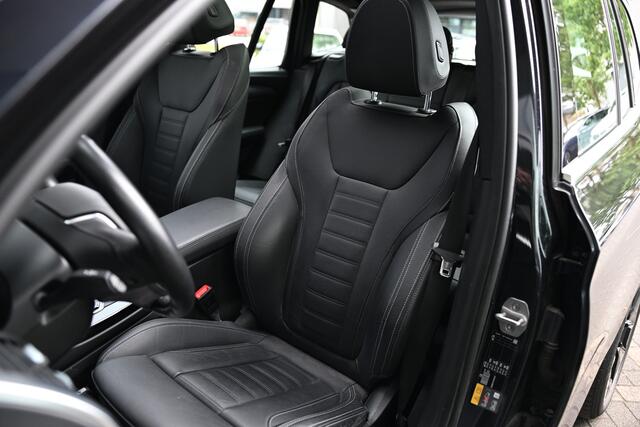 BMW X3 iX3 High Executive / Trekhaak / Sportstoelen / Adaptieve LED / Comfort Access / Head-Up / Parking Assistant Plus / Gesture Control