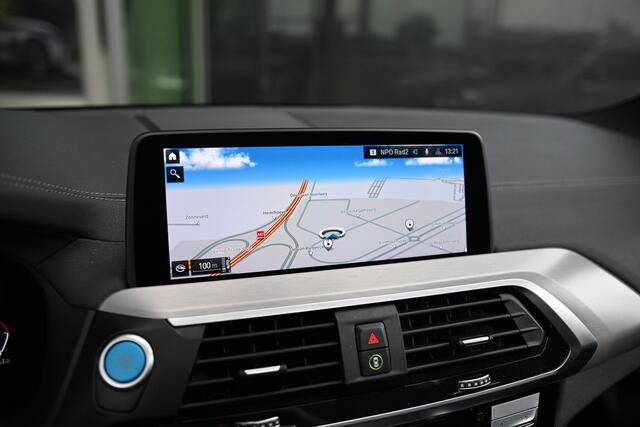BMW X3 iX3 High Executive / Trekhaak / Sportstoelen / Adaptieve LED / Comfort Access / Head-Up / Parking Assistant Plus / Gesture Control