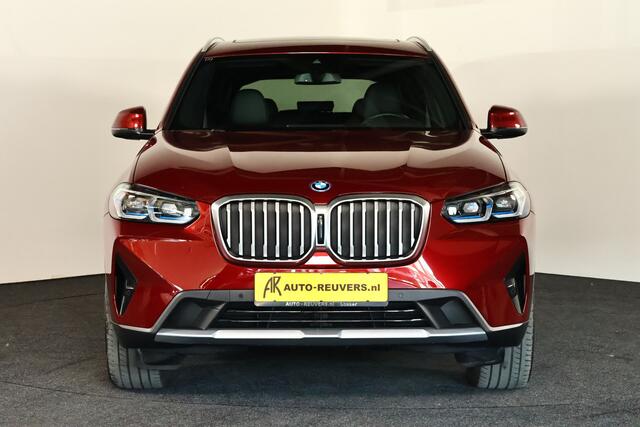 BMW X3 xDrive30e High Executive / Pano / Trekhaak / Cam / Leder / Memory / DAB