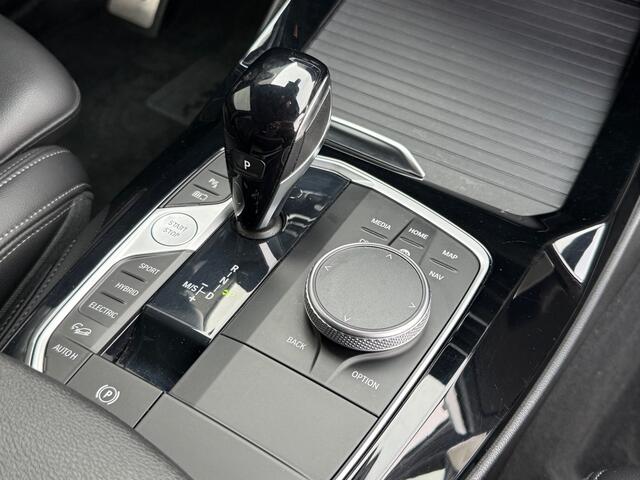 BMW X3 xDrive30e High Executive M-Sport | Facelift | Trekhaak | BTW | Leder