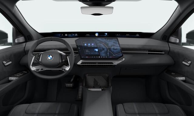 BMW X3 iX3 50 xDrive | M-Sport | 22'' | Harman/Kardon | Panorama. | Iconic Glow | Head-Up | Park. Prof. | M stoelen | Trekhaak | Getint glas | Stuur + stoelverw.