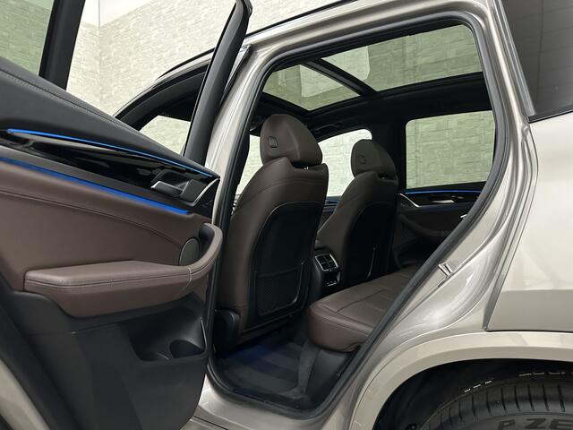 BMW X3 iX3 M-Sport 80 kWh | Panorama | 360 Camera | ACC | Leder | 99% SOH | Head-Up | Keyless-Entry | Harman-Kardon | Memory | Dodehoek | 3-Zone Clima | Sfeerverlichting | Carplay | ISO-Glas | Draadloos Laden | Bovag Garantie |