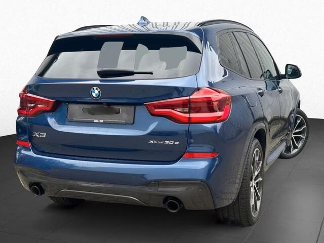 BMW X3 xDrive30e M-SPORT ** LED, PANORAMA, HuD, HiFi, ALARM, M-REMMEN, 20-inch LMV ** 1e EIG - UNFALLFREI - BMW ONDERH ** ** INFORMEER OOK NAAR ONZE AANTREKKELIJKE FINANCIAL-LEASE TARIEVEN **