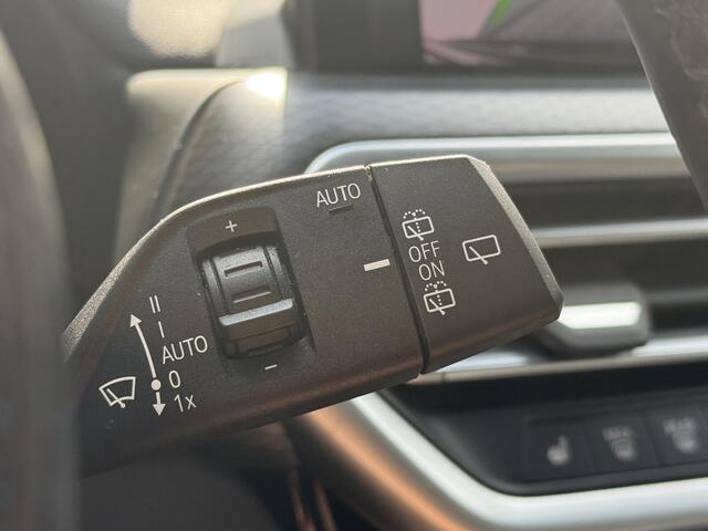 BMW X3 xDrive30e High Executive l HUD l Lederen Bekleding l Navi l Pano l