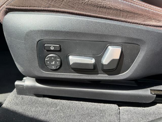 BMW X3 iX3 High Executive 80 kWh | Panoramadak | Harman Kardon | Head-Up Display | Adaptive Cruise Control | Stoelverwarming | Dodehoekdetectie | Keyless | Trekhaak | Adaptief Onderstel | 360 Camera | Ambiance Verlichting |