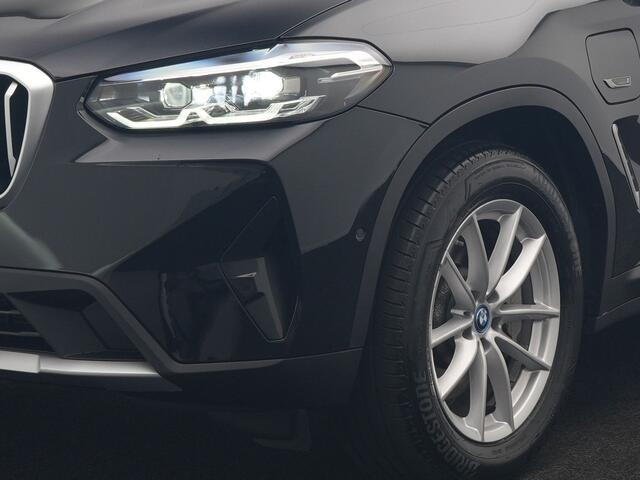 BMW X3 xDrive30e PHEV 293pk Dealer O.H | Trekhaak Af Fabriek | Panodak | 360 Camera | Lederen Sportstoelen Verwarmd | Cruise Control | Apple Carplay | Virtual | Navigatie | DAB | 18"L.M | Plug In Hybrid |
