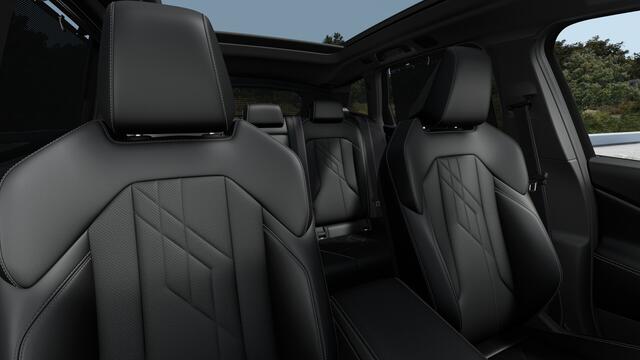 BMW X3 30e xDrive M Sport Automaat / Panoramadak / Trekhaak / Sportstoelen / Parking Assistant Plus / Stoelventilatie / Adaptieve LED / Comfort Access