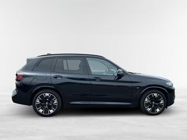 BMW X3 iX3 M-SPORT 80 kWh (210kW/286pk) ** LED, LEDER, PANO, TREKH, VERW. STUUR, 20-inch LMV ** 1e EIG - UNFALLFREI ** ** INFORMEER OOK NAAR ONZE AANTREKKELIJKE FINANCIAL-LEASE TARIEVEN **