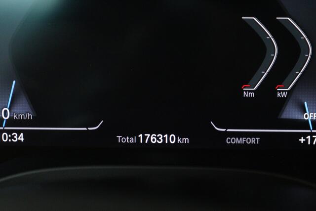 BMW X3 iX3 Executive 80 kWh (SOH 99,4%, PANORAMADAK, CAMERA, STOELVERWARMING, CRUISE ADAPTIEF, SFEERVERLICHTING)