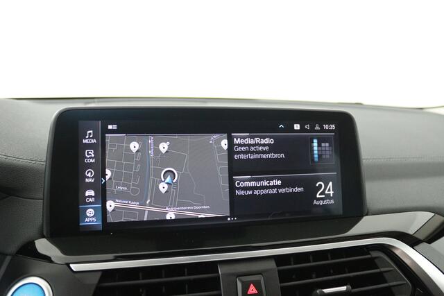 BMW X3 iX3 Executive 80 kWh (SOH 99,4%, PANORAMADAK, CAMERA, STOELVERWARMING, CRUISE ADAPTIEF, SFEERVERLICHTING)