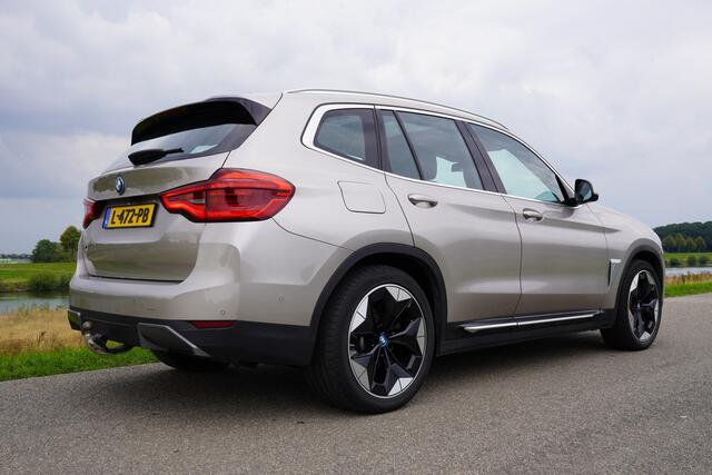 BMW X3 iX3 High Executive 80 kWh / Pano / Trekhaak / Co Pilot / Harman Kardon /