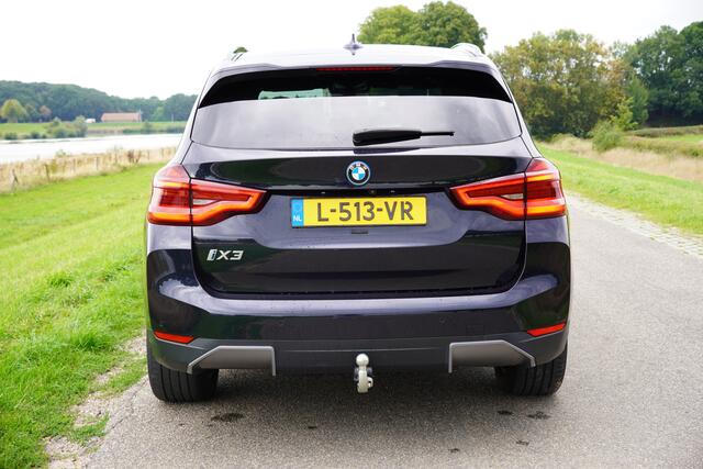BMW X3 iX3 Executive 80 kWh / SOH 92.3 / Pano / Trekhaak / Co Pilot /