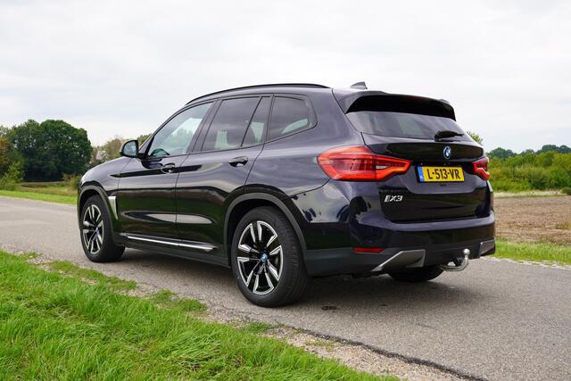 BMW X3 iX3 Executive 80 kWh / SOH 92.3 / Pano / Trekhaak / Co Pilot /