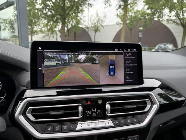 BMW X3 iX3 High Executive 80 kWh M-SPORT SHADOW| SOH 99%| VAN: 43.900,- VOOR: 40.877,- UW HERFSTVOORDEEL: 3.023,| SUPER COMPLEET!| 360 CAMERA| HARMAN KARDON| ELEKTRISCHE STOELEN| HUD|DRIVING ASS. PROFF!| ELEKTRISCHE ACHTERKLEP| GESTURE CONTROL|