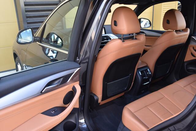 BMW X3 xDrive30e eDrive Edition * Trekhaak * Adaptieve LED * Hifi * Sfeerverlichting * Sportstoelen * SOH 79% *