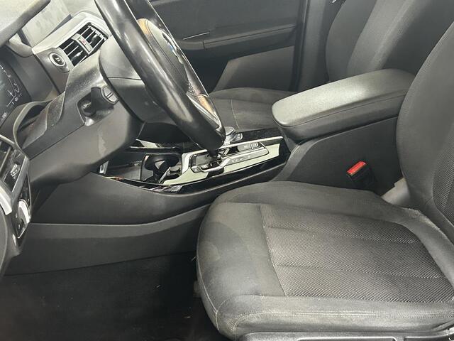 BMW X3 xDrive30e WEGKLAPBARE TREKHAAK | NAVIGATIE | PARKEERSENSOREN VOOR-EN ACHTER