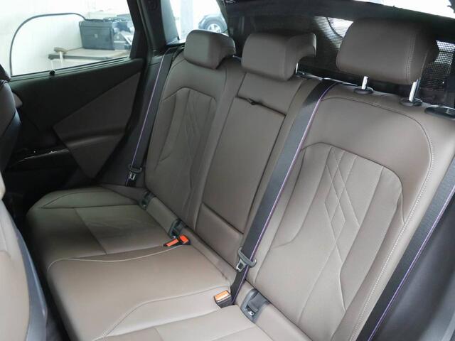 BMW X3 30e xDrive | M-Pro | Harman/kardon | 4x stoel + stuurverw. | Stoelventilatie | Co Pilot | Trekhaak