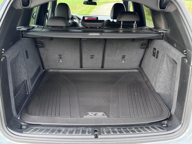 BMW X3 XDRIVE 20 D M SPORT / LEDER / LED / TREKHAAK / 19 INCH