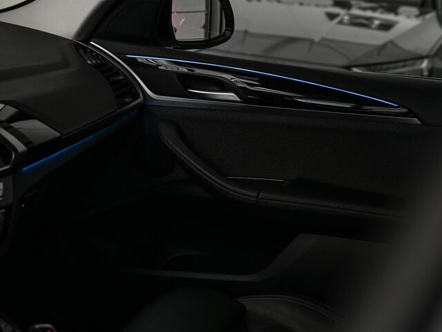 BMW X3 xDrive30e High Executive | Camera | Active Cruise | Memory Seat | Stoel + Stuurverwarming | Ambiance Interieur | BMW Gesture Control | Trekhaak | Apple Carplay |